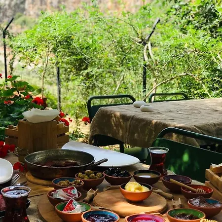 Ata Bungalow Bed and Breakfast